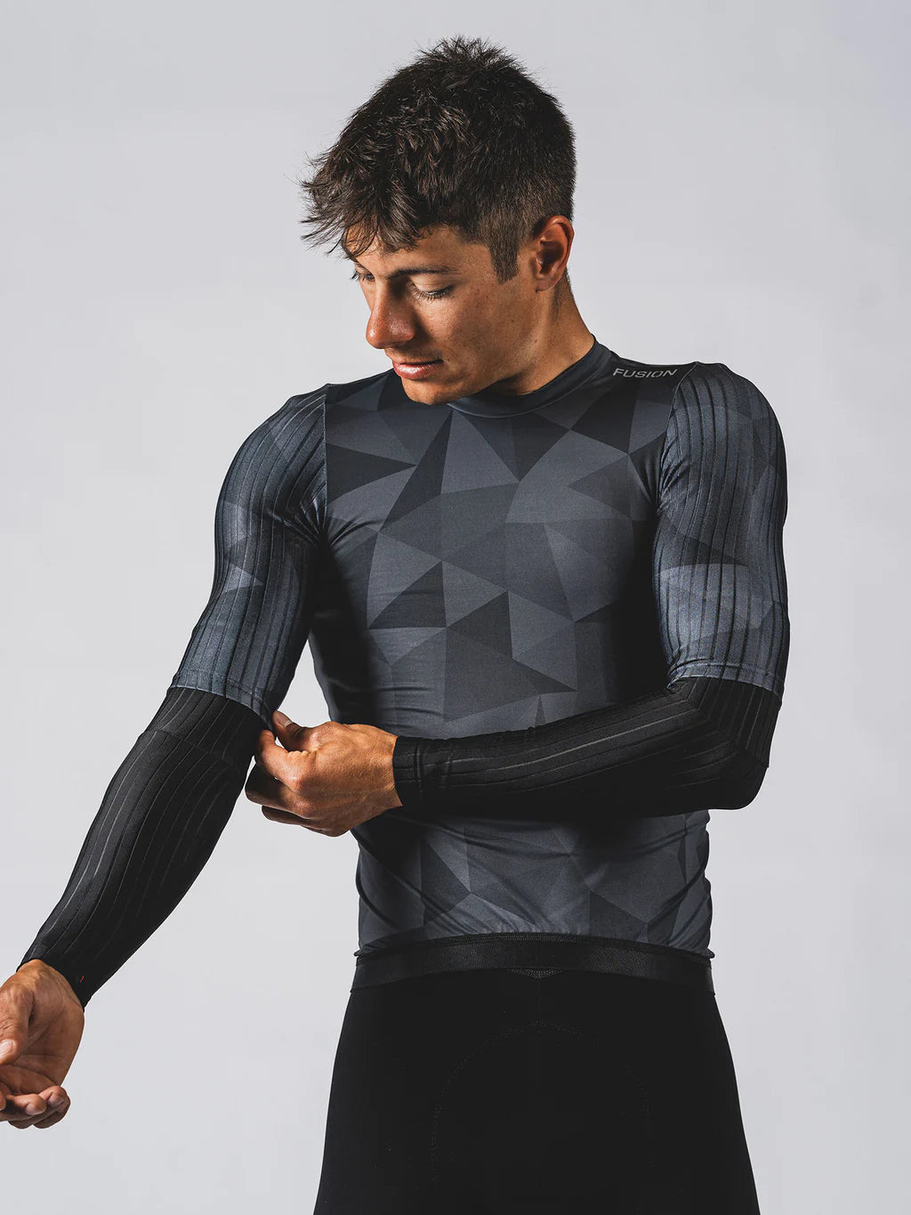 שרוולי ידיים FUSION Aero sleeve for road races and time trials