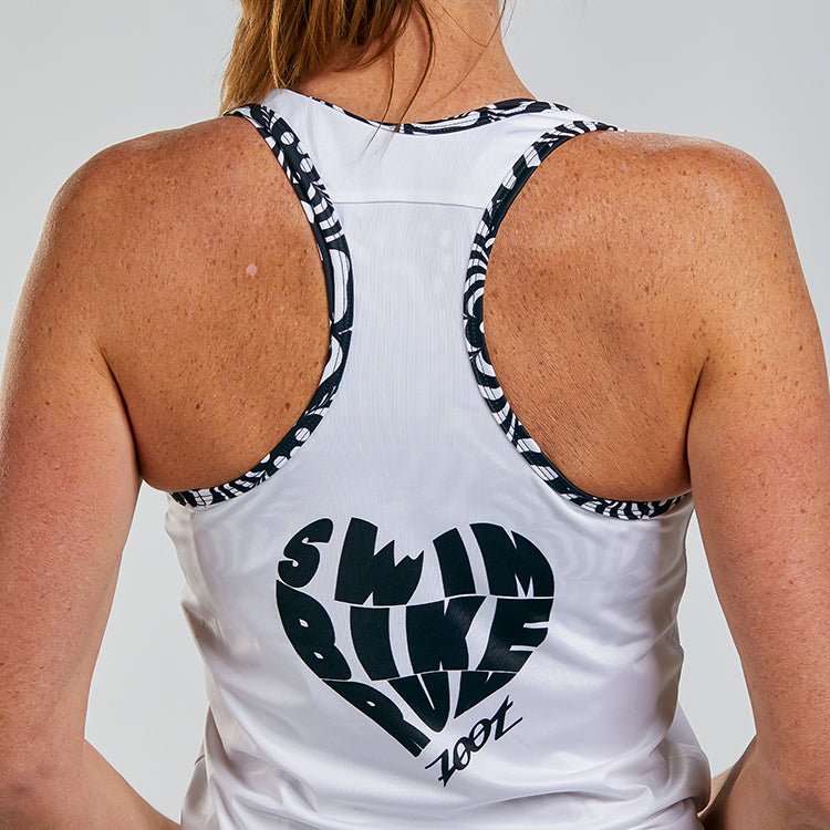גופיית ריצה נשים ZOOT LTD RUN SINGLET TRI LOVE