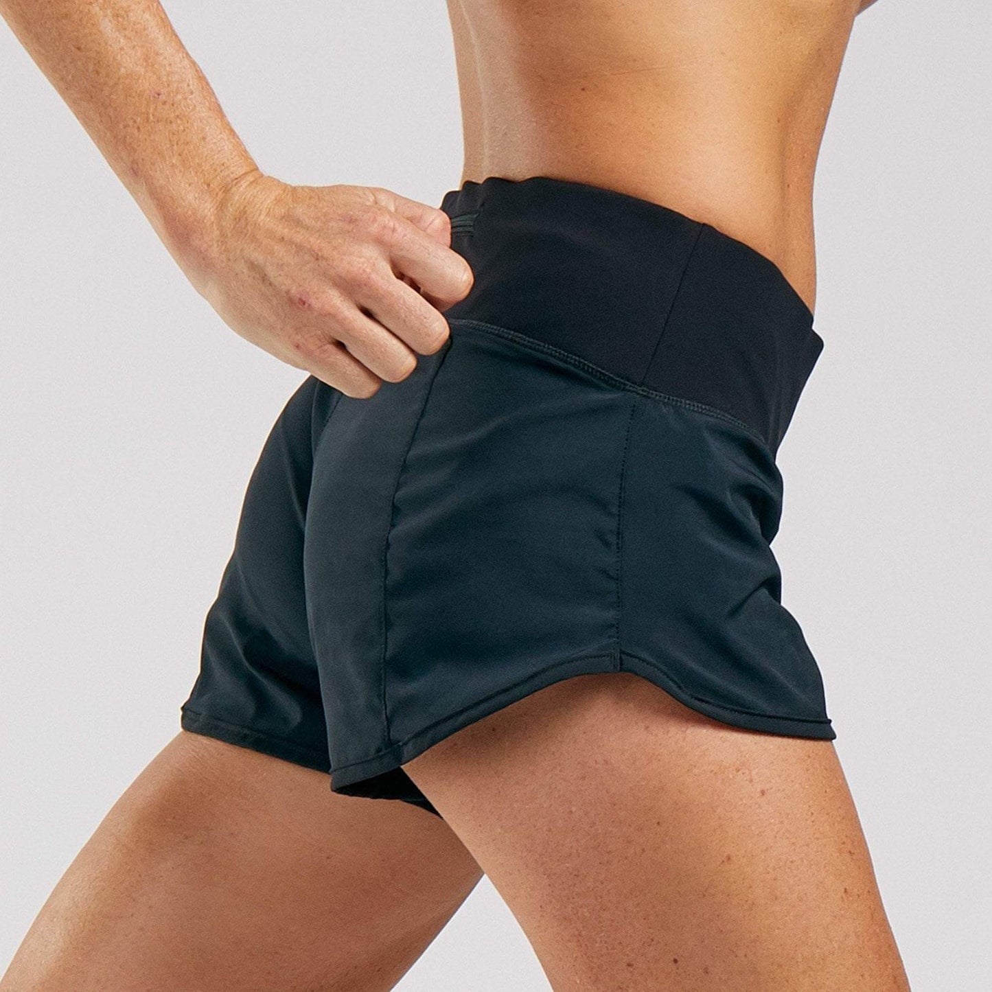 מכנס ריצה WOMENS ELITE RUN 3" SHORT - ELITE