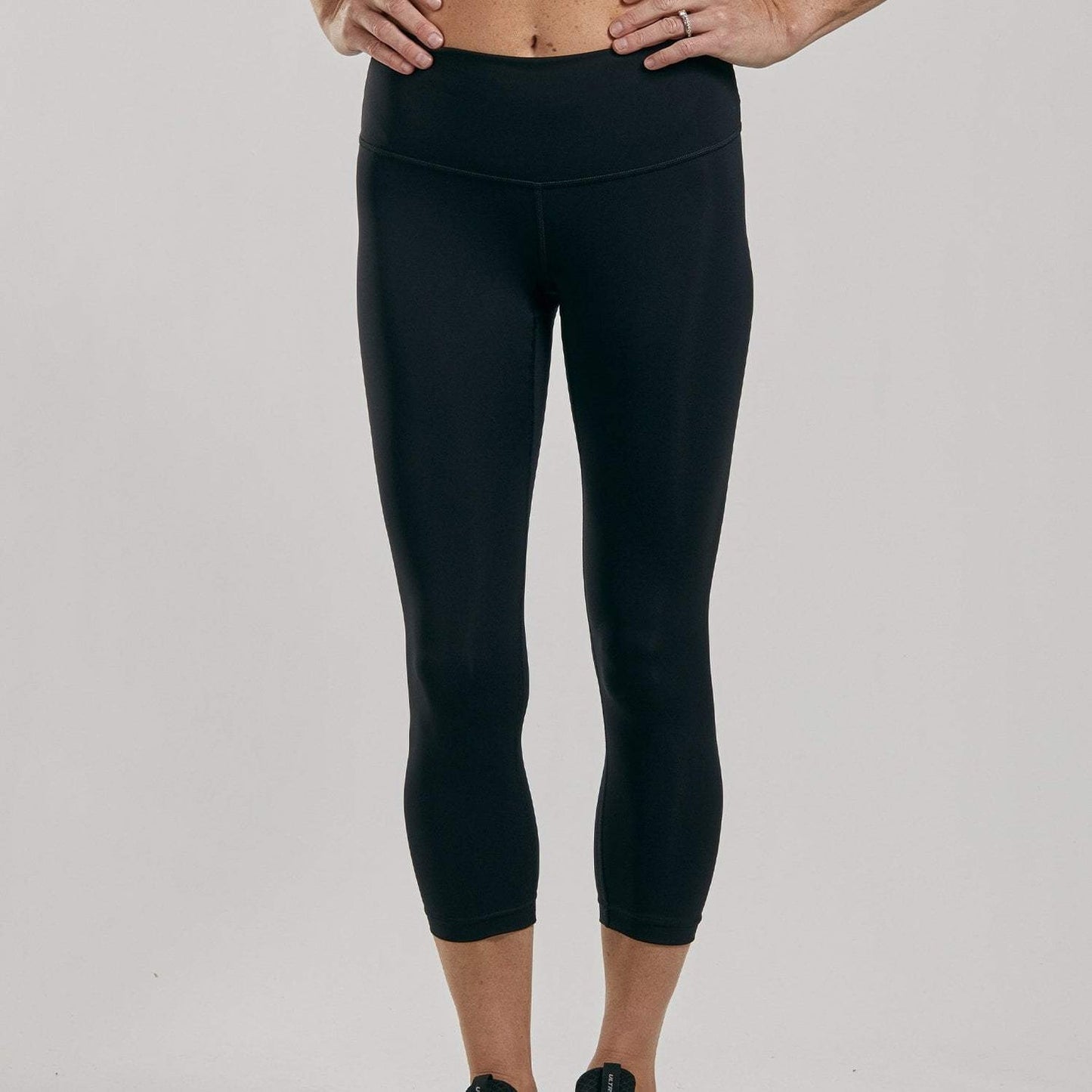 טייץ ריצה נשים ZOOT WOMENS ELITE RUN TIGHT CAPRI 3/4 - ELITE