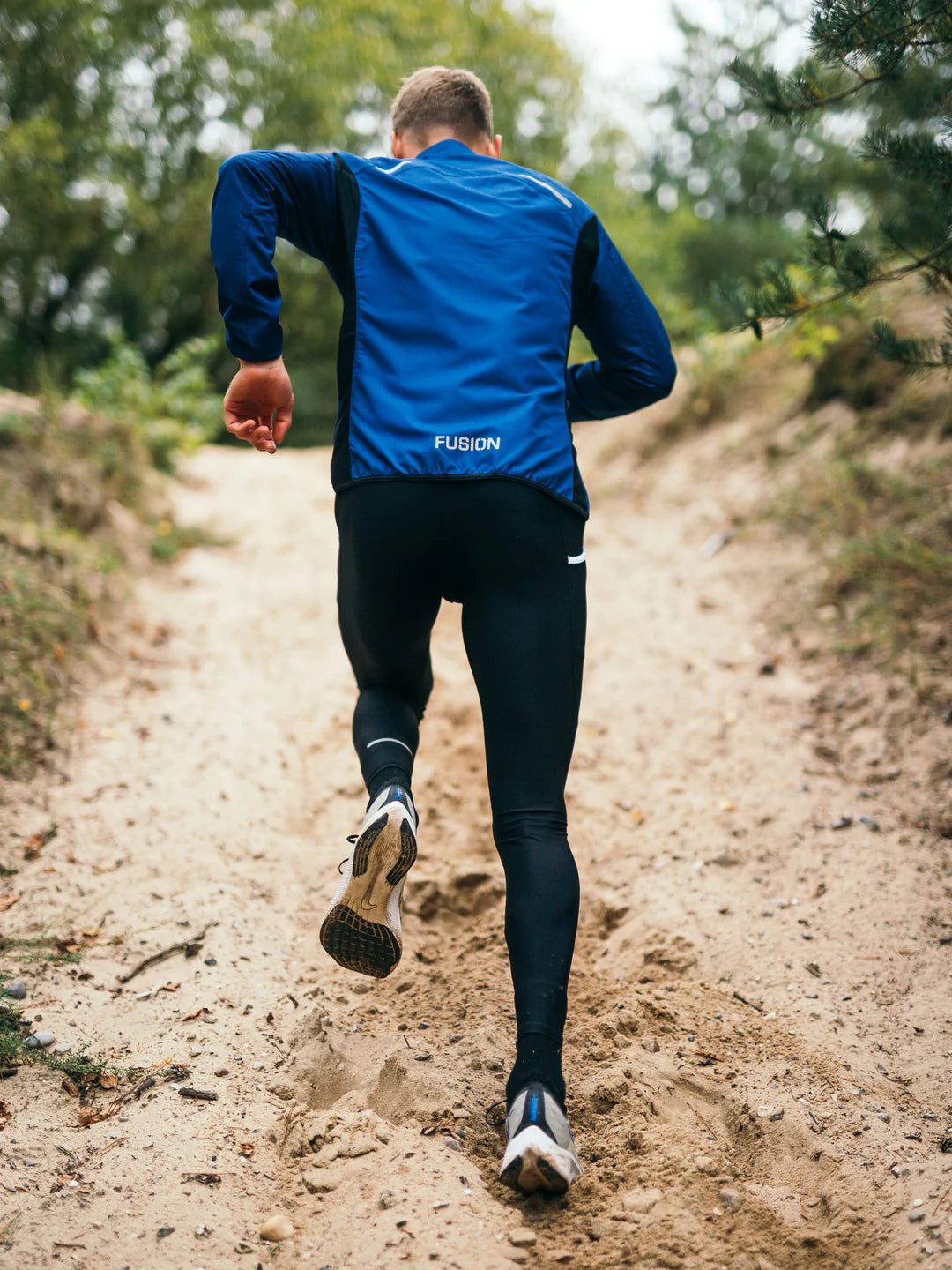 ג׳קט גברים FUSION MENS S1 RUN JACKET