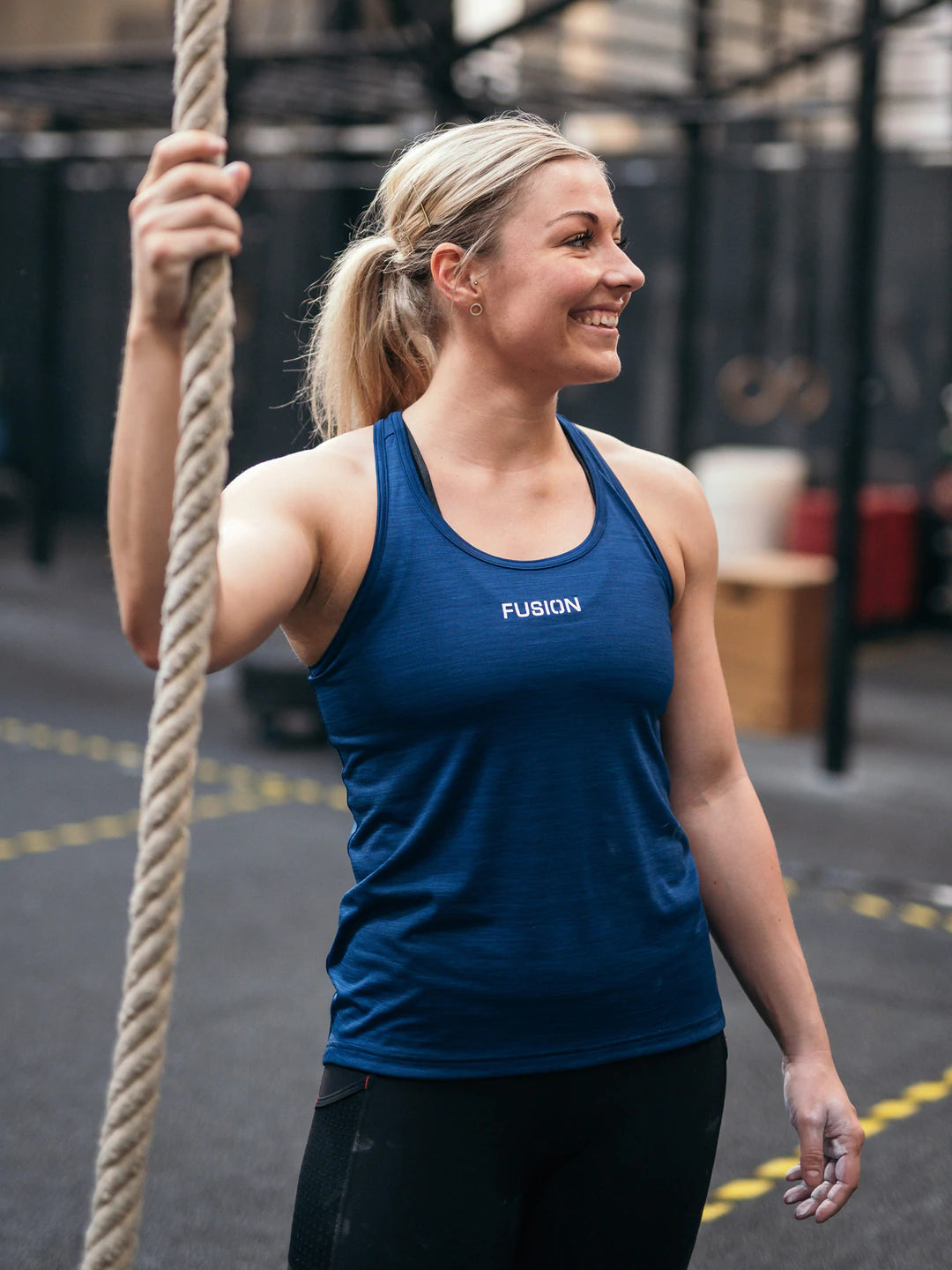 גופיית נשים FUSION WOMENS TRAINING TOP